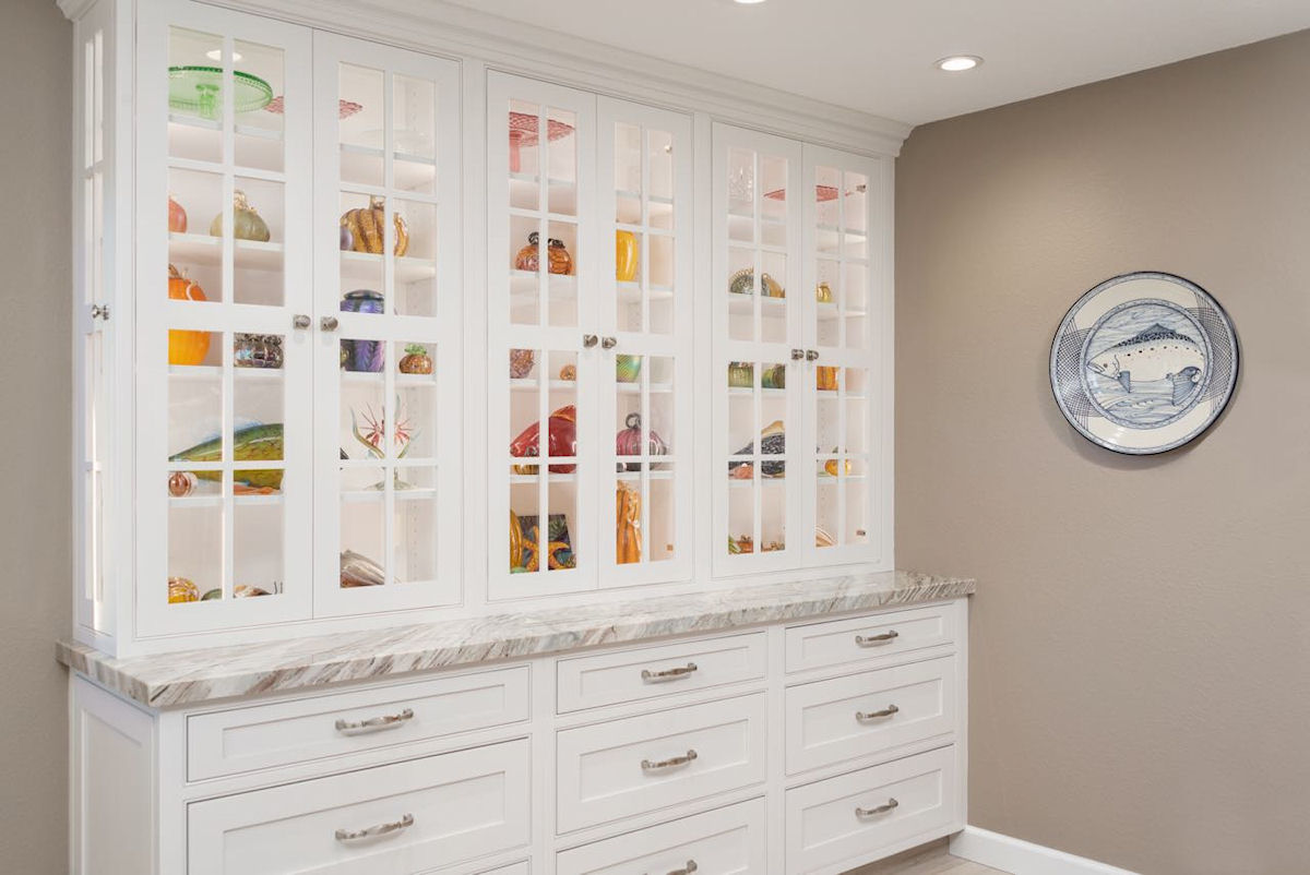 Contemporary White Kitchen